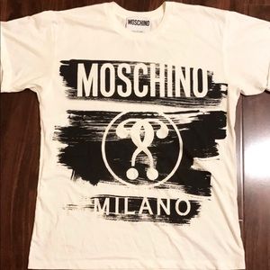 Moschino
Men's Short-Sleeve Logo Graphic T-Shirt